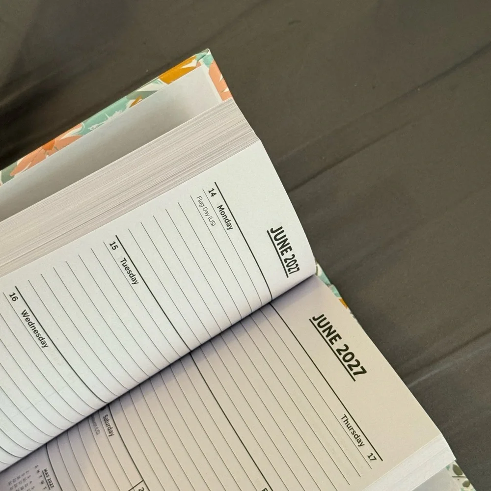 Floral 2026-27 Planner